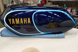 YAMAHA RD400　塗装