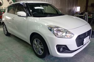 SUZUKI SWIFT 　ボディー磨き施工