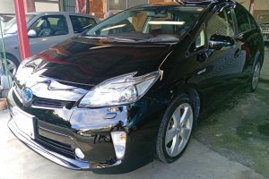 TOYOTA PRIUS　ボディー磨き施工