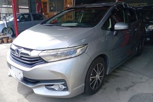 HONDA SHUTTLE　窓ガラス撥水コーティング施工