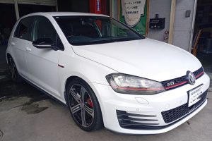 VOLKSWAGEN GOLF GTI　カーフィルム剥がし施工