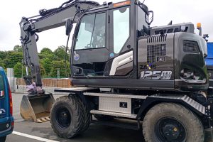 HITACHI ZAXIS 125W　カーフィルム施工
