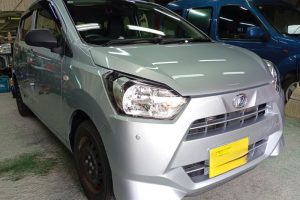 DAIHATSU MIRA e:s　カーフィルム施工