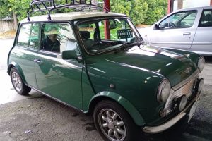 ROVER MINI　パーツ取り付け