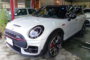 MINI CLUBMAN　ヘッドライト磨きとプロテクションフィルム施工