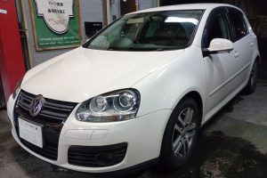 VOLKSWAGEN GOLF 　ヘッドライト磨き施工